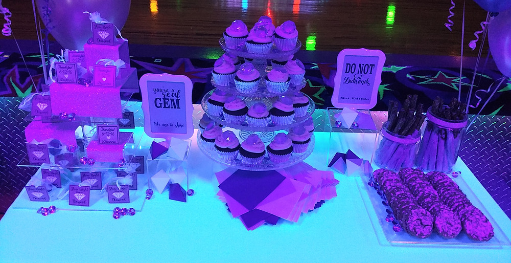 Arianna's Party Table