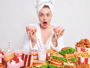 donna con fame nervosa binge eating