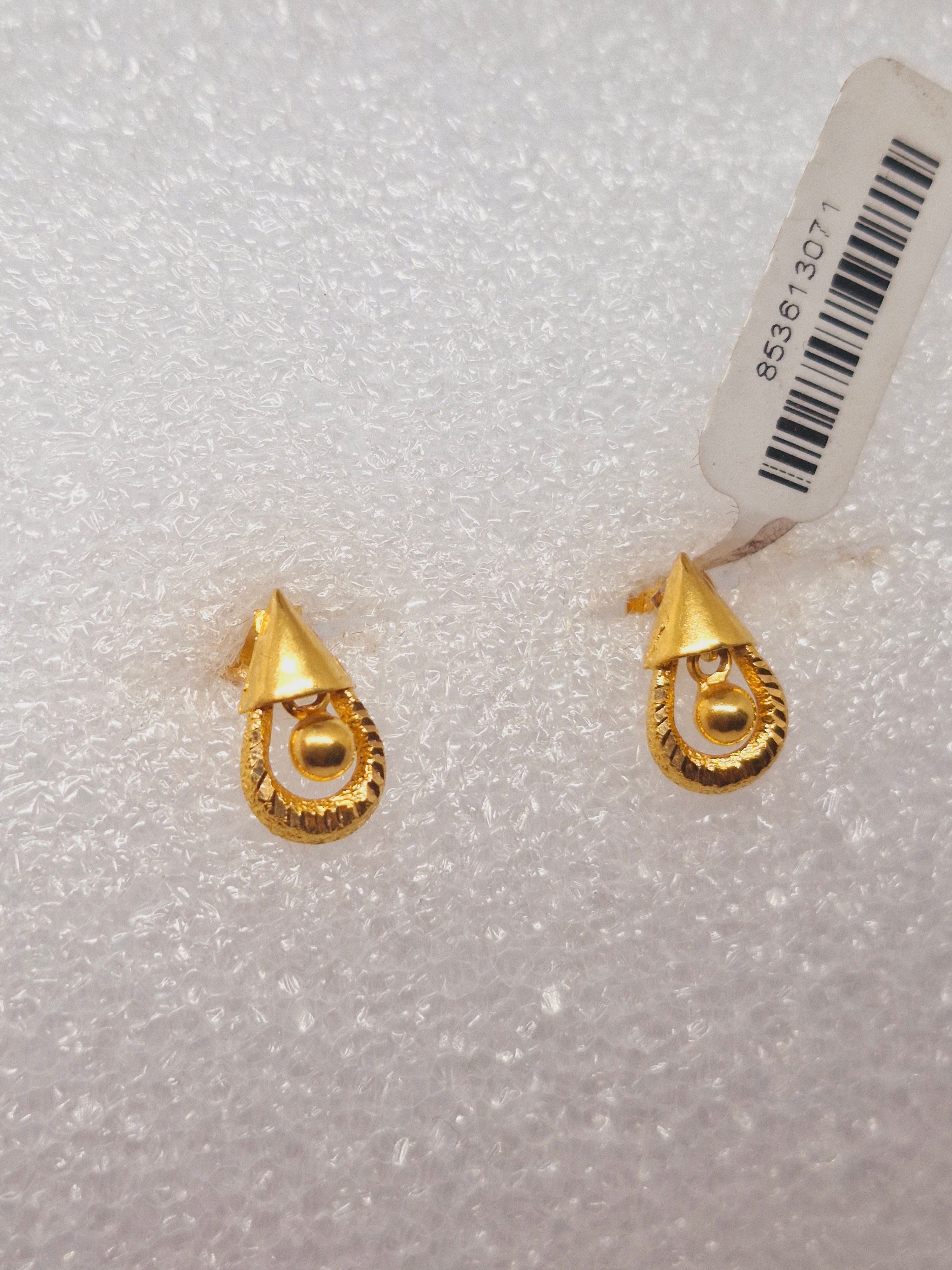Kerala model ear stud 55 (1.200g)