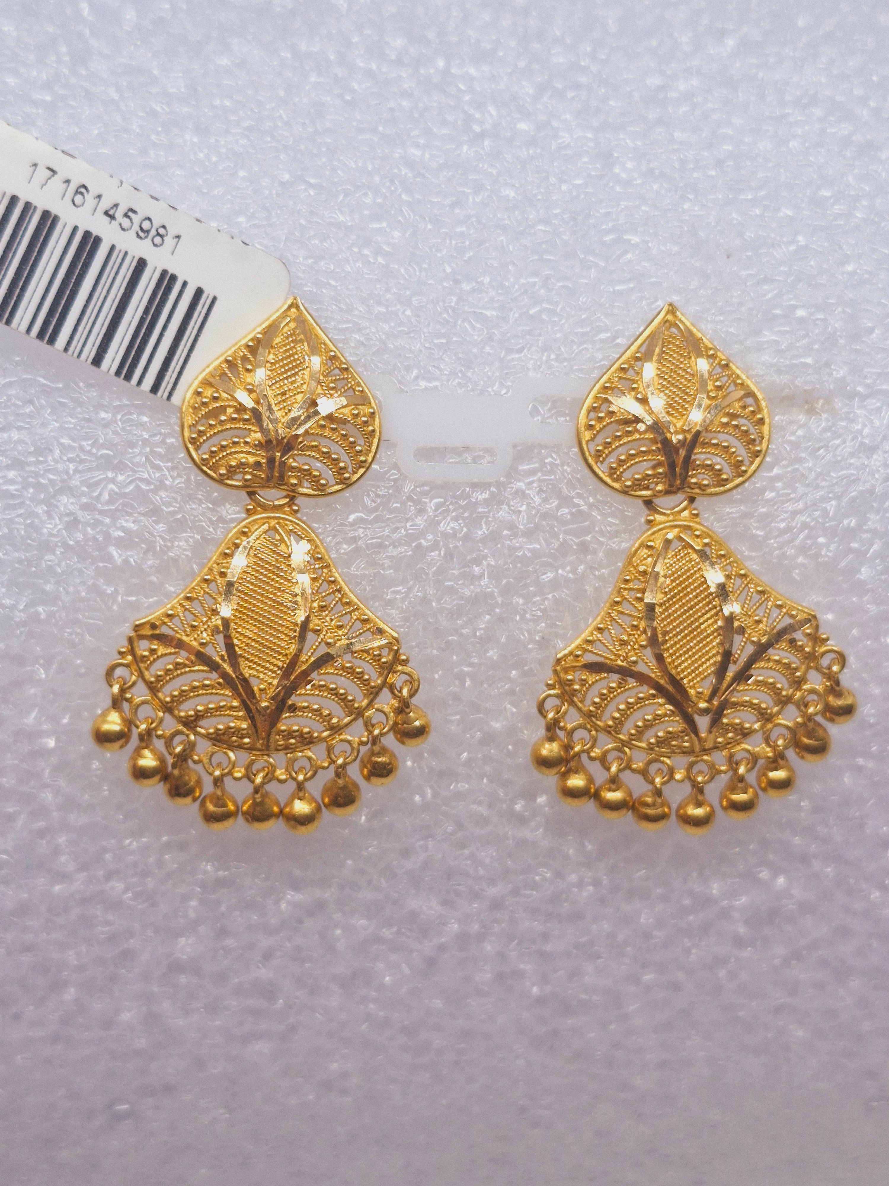 Kolkata model ear stud 3 (10.000g)