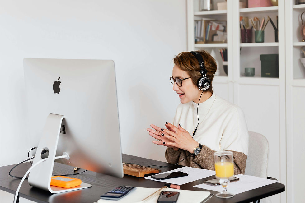 A woman participates in a virtual session with an online therapist in San Diego, CA, highlighting the accessibility of online therapy in California and telehealth therapy in Colorado.