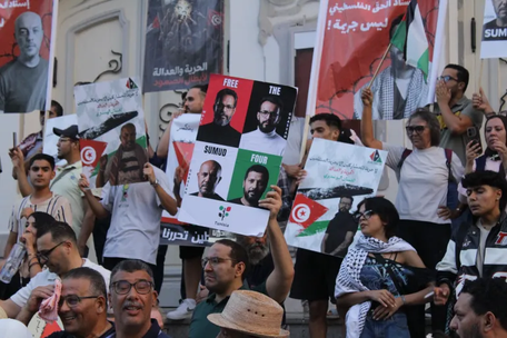Tunisian protesters demand release of four Sumud activists