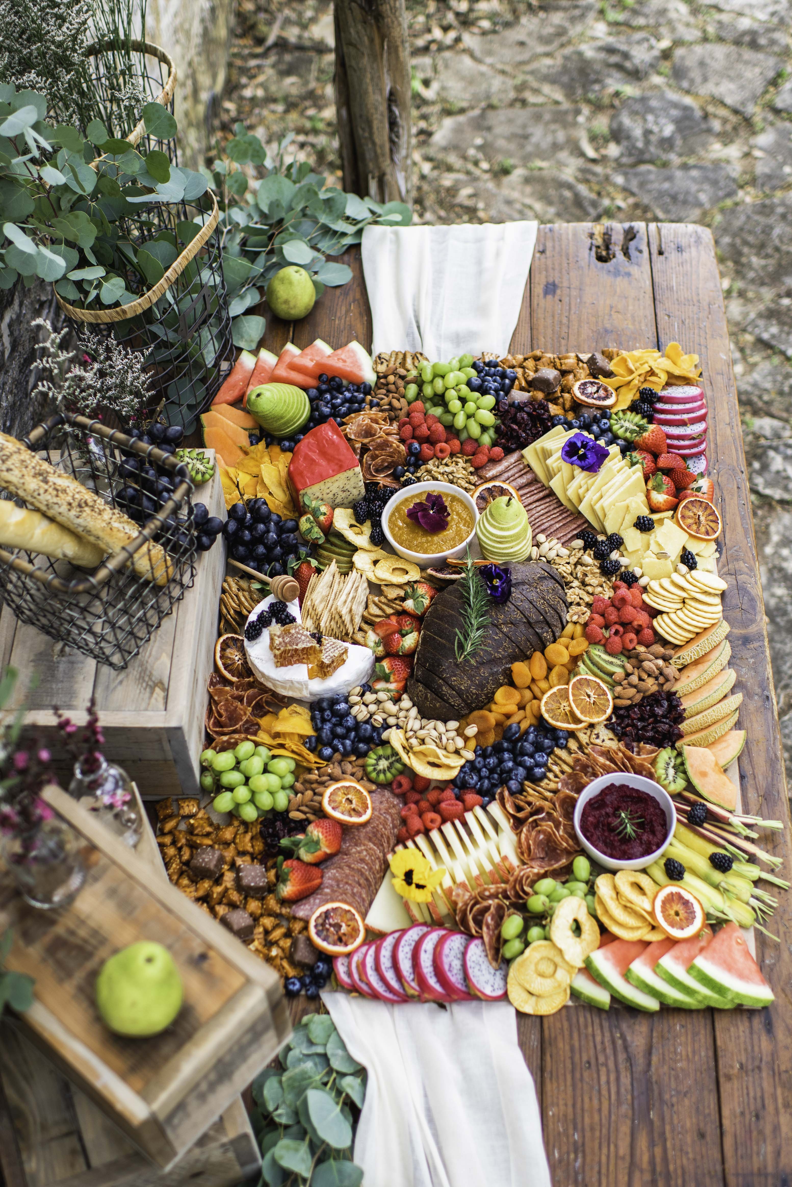40 people grazing table