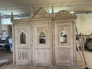 JUBILEUSZOWY KONFESJONAŁ NA UKOŃCZENIU