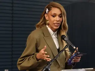 Erika Hilton defende criminalização da misoginia: “É o combustível do feminicídio no Brasil”