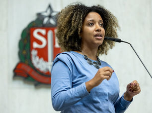 Tentativa de cassação de Paula da Bancada Feminista evidencia violência política de gênero na Alesp