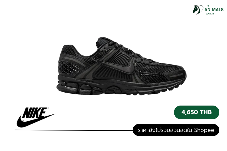 รองเท้าผ้าใบผู้หญิง Nike Zoom Vomero 5 Triple Black