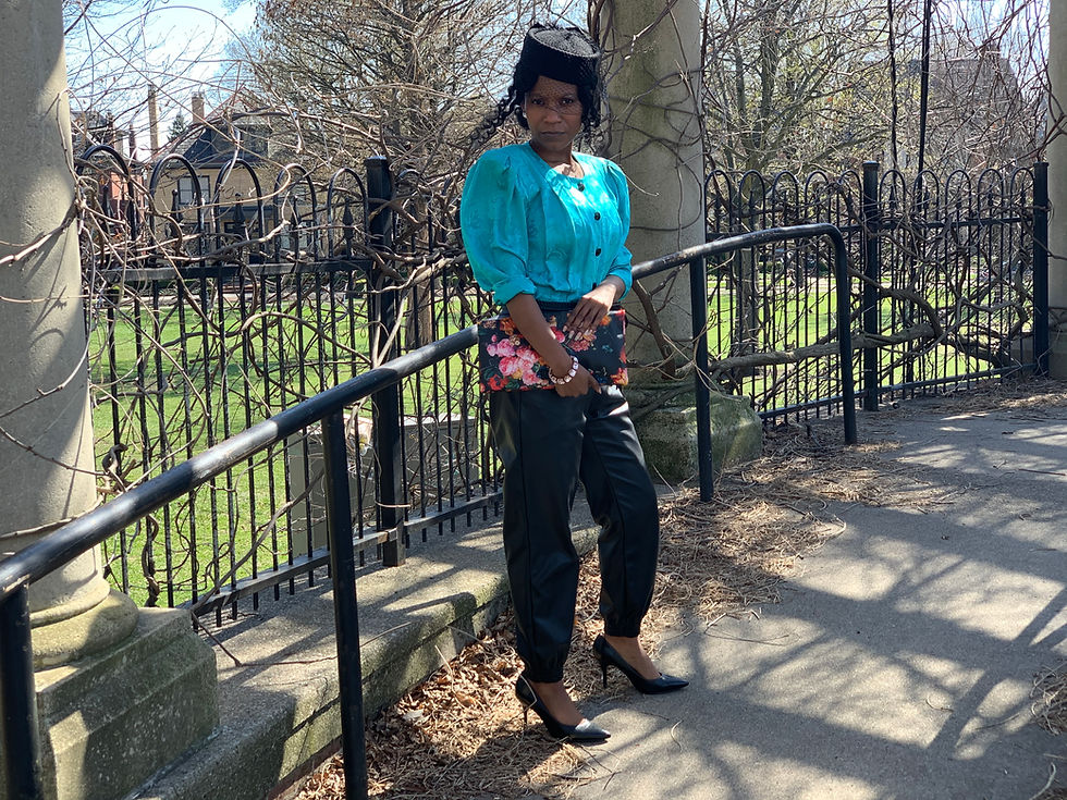 Thumbnail: Vintage Adrianna Papel Dress