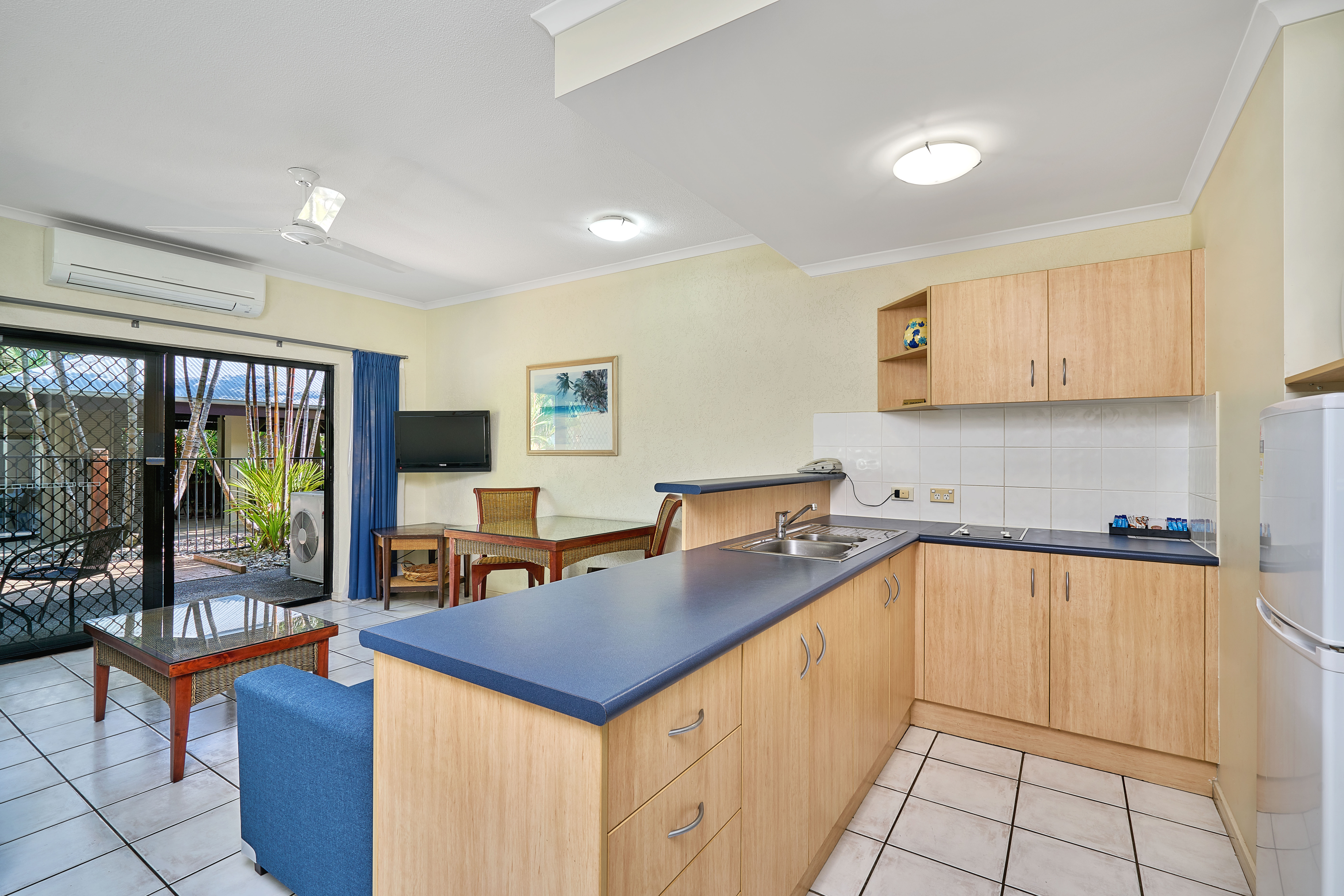 1 Bedroom - Kitchen