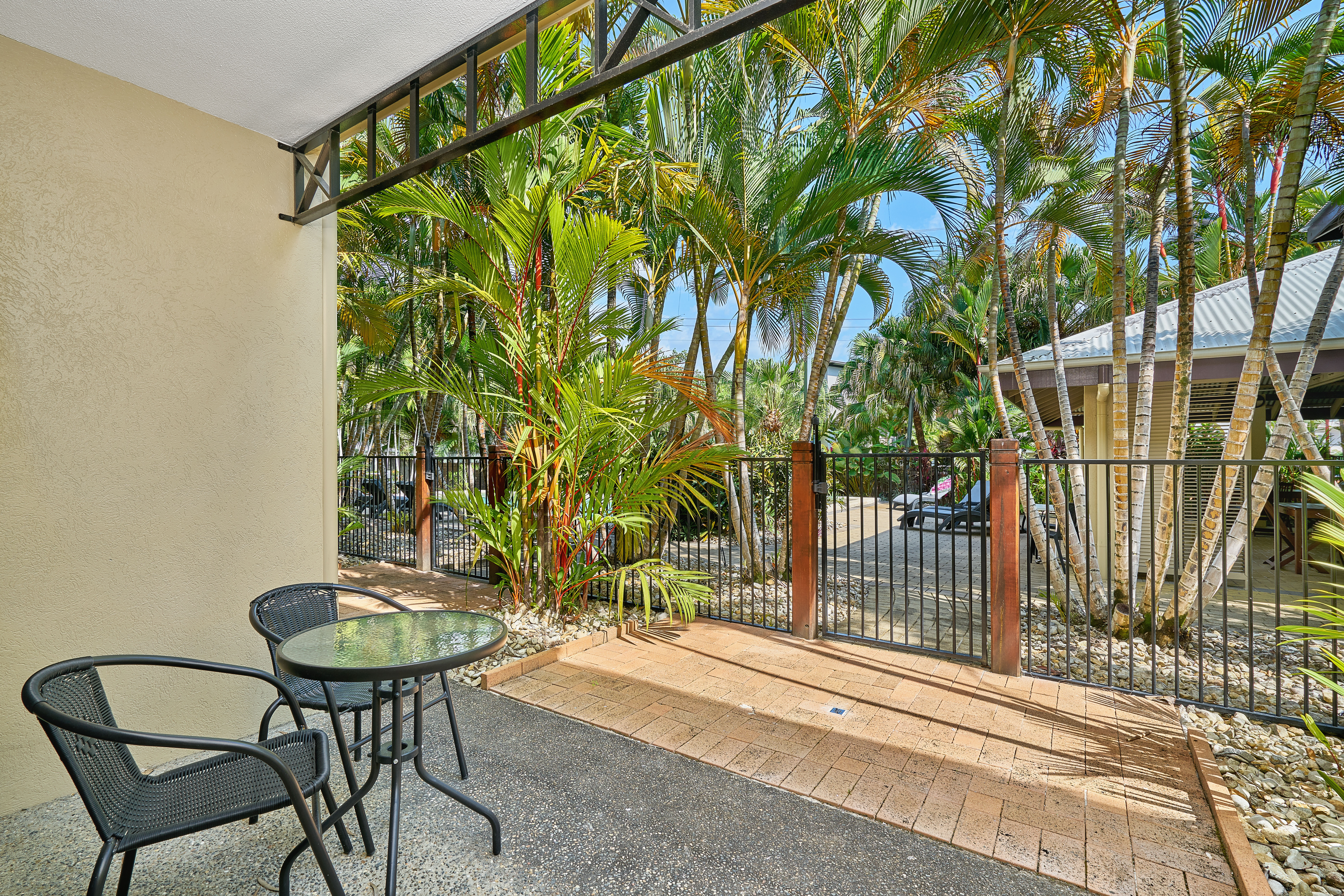 1 Bedroom - Courtyard