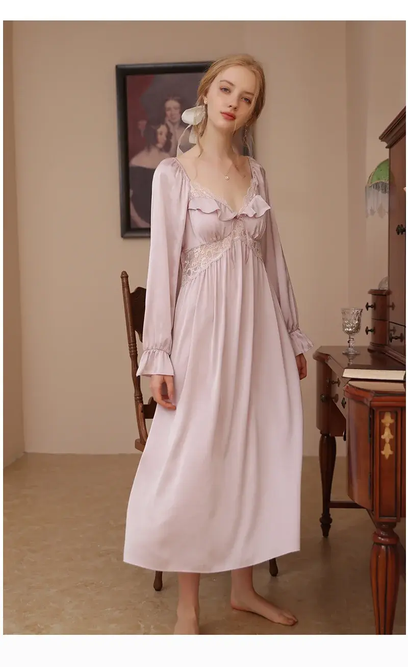 Thumbnail: Long sleeve silk pyjamas