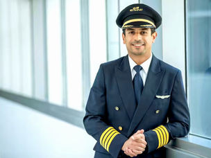 Etihad Airways Pilot, Captain Shareef Al Romaithi, Goes to Mars