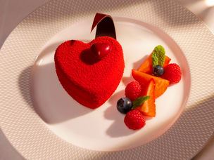 British Airways Brings Love Onboard with Romantic Desserts