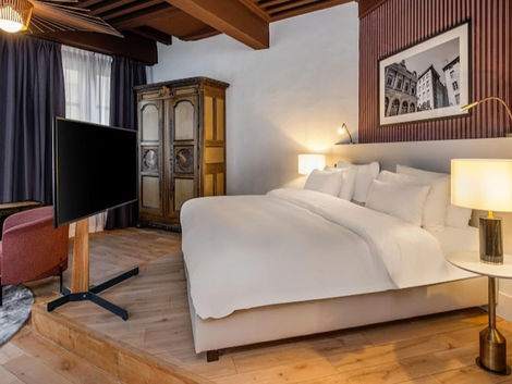 Radisson Collection Debuts in France with Cour des Loges Lyon