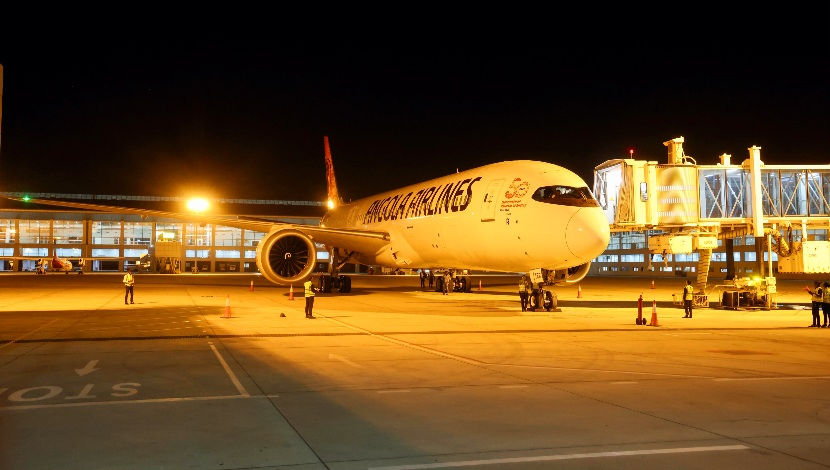 TAAG Angola's Second Boeing 787 Dreamliner Lands in Luanda