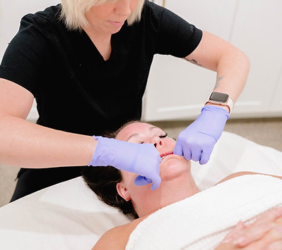 TBC-Skincare-Facial04.jpg
