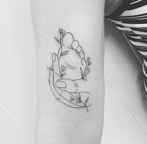 Sammy Fine Line Tattoo