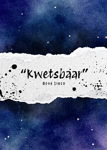 Boekomslag "Kwetsbaar" bewaarderseditie - Title met spetters zwarte inkt op aquarelle achtergrond van nachtelijke hemel