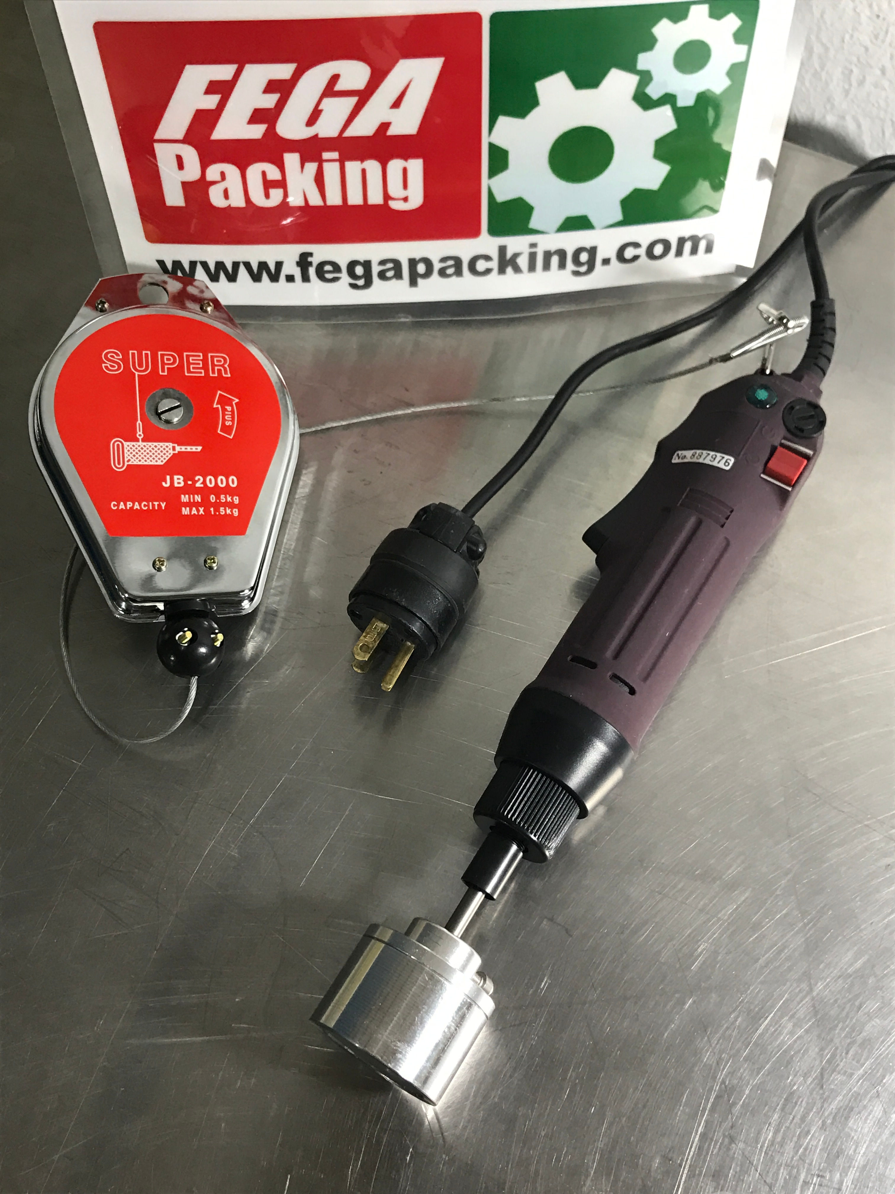 ID 47 Enroscadora Manual para 1200 botellas por hora Modelo: FGE-1200