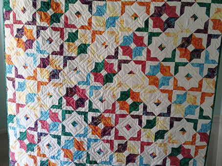 Totally finished quilt - disappearing hourglass, SHQ Show & Tell