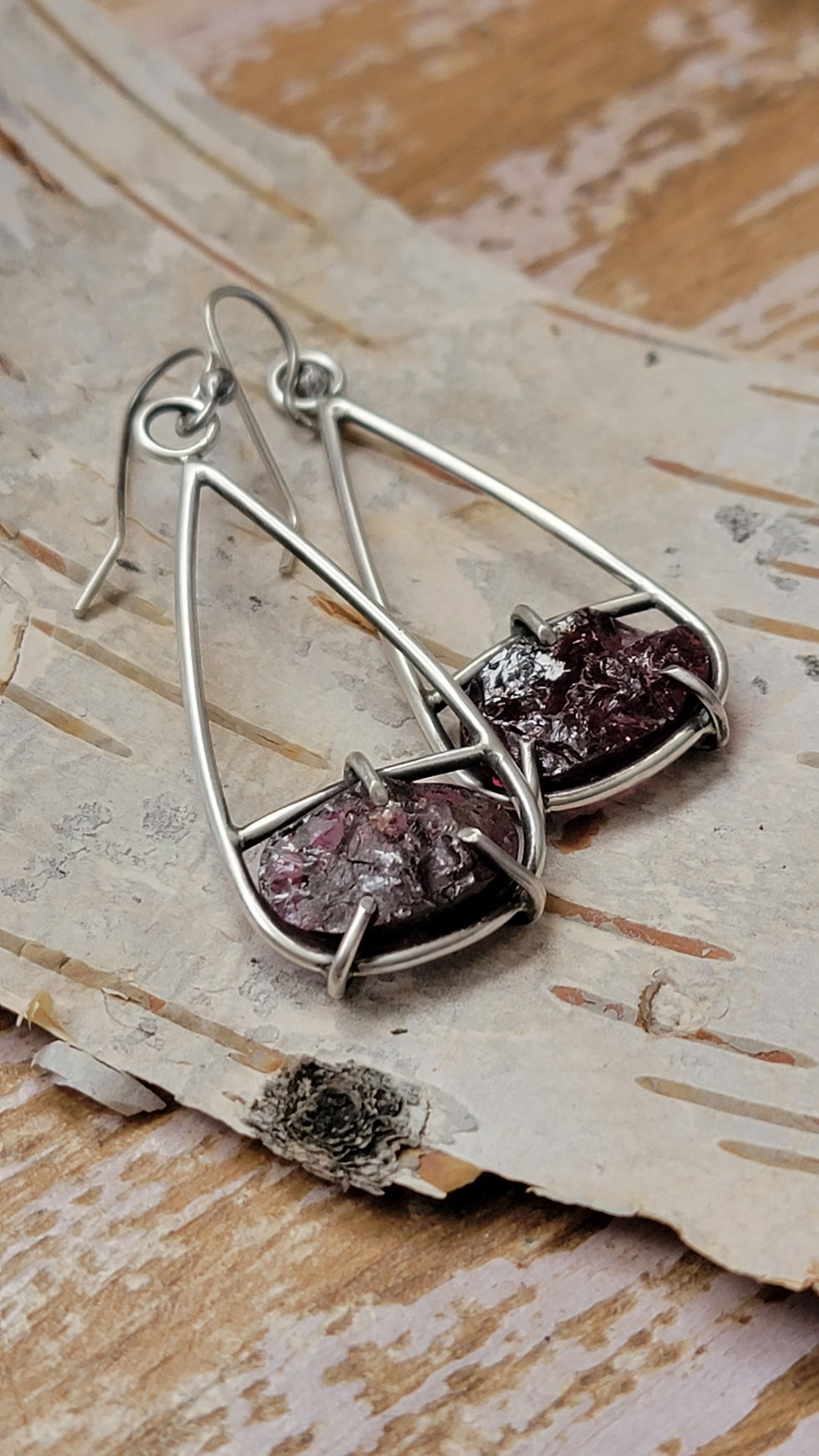Thumbnail: Rough Face Garnet Gem Slice Earrings