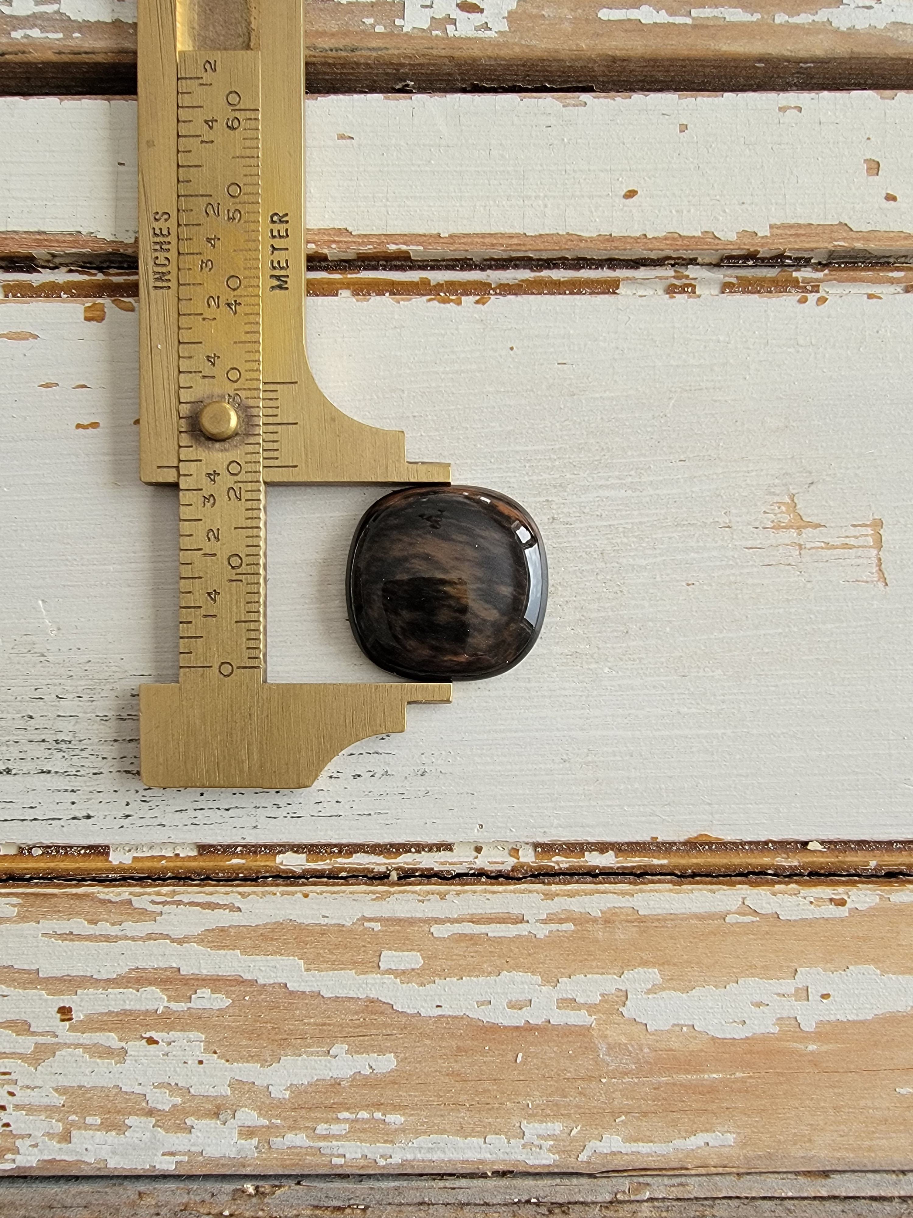 A224 Mahogany Sheen Obsidian