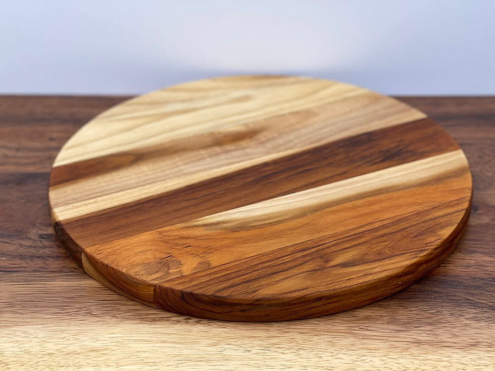 Thumbnail: Circle Cutting Board