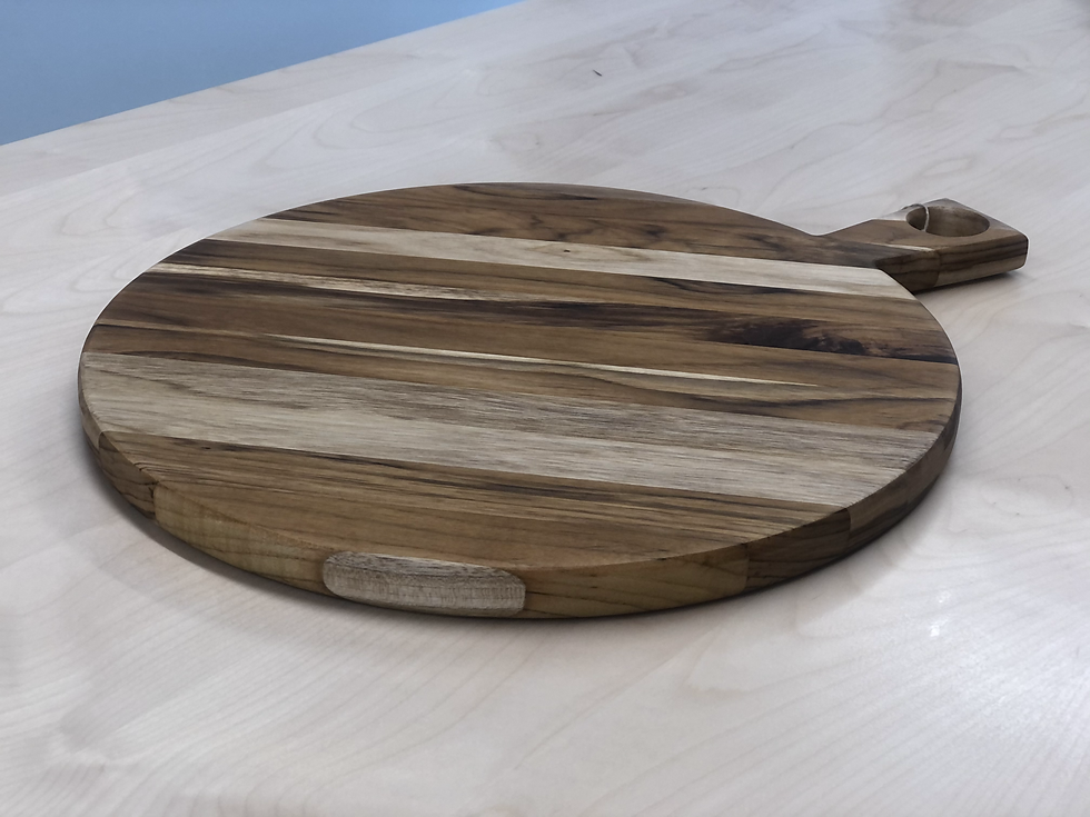 Thumbnail: Circle Cutting Board w/Handle
