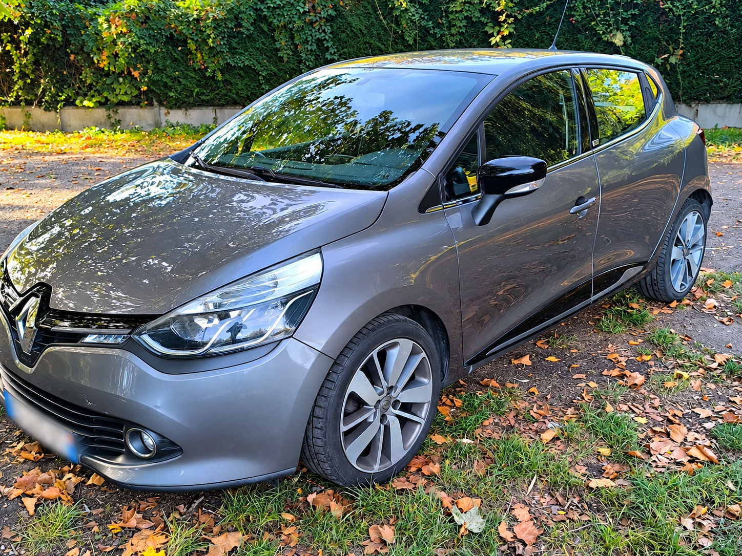 RENAULT CLIO IV TCE 90 ECO2 GRAPHITE