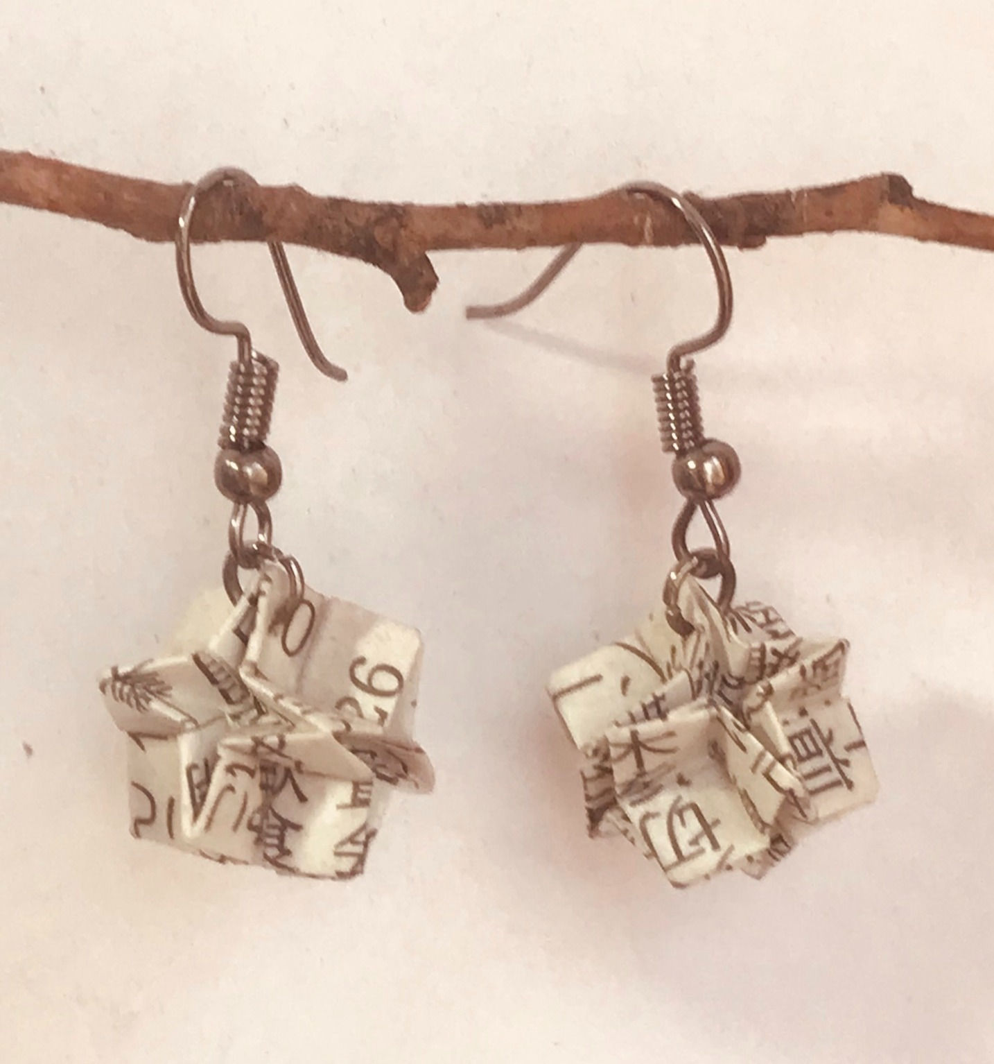 Modular origami star earrings