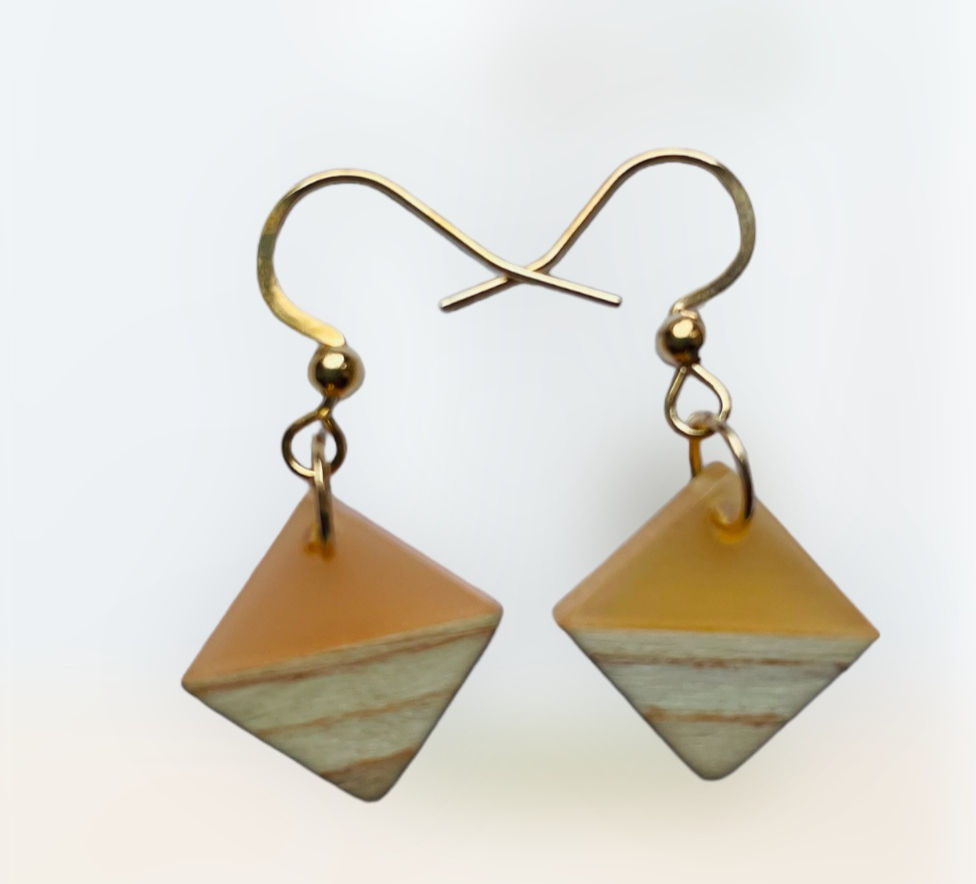Miniatura: Dangle squarred wood-resin earrings