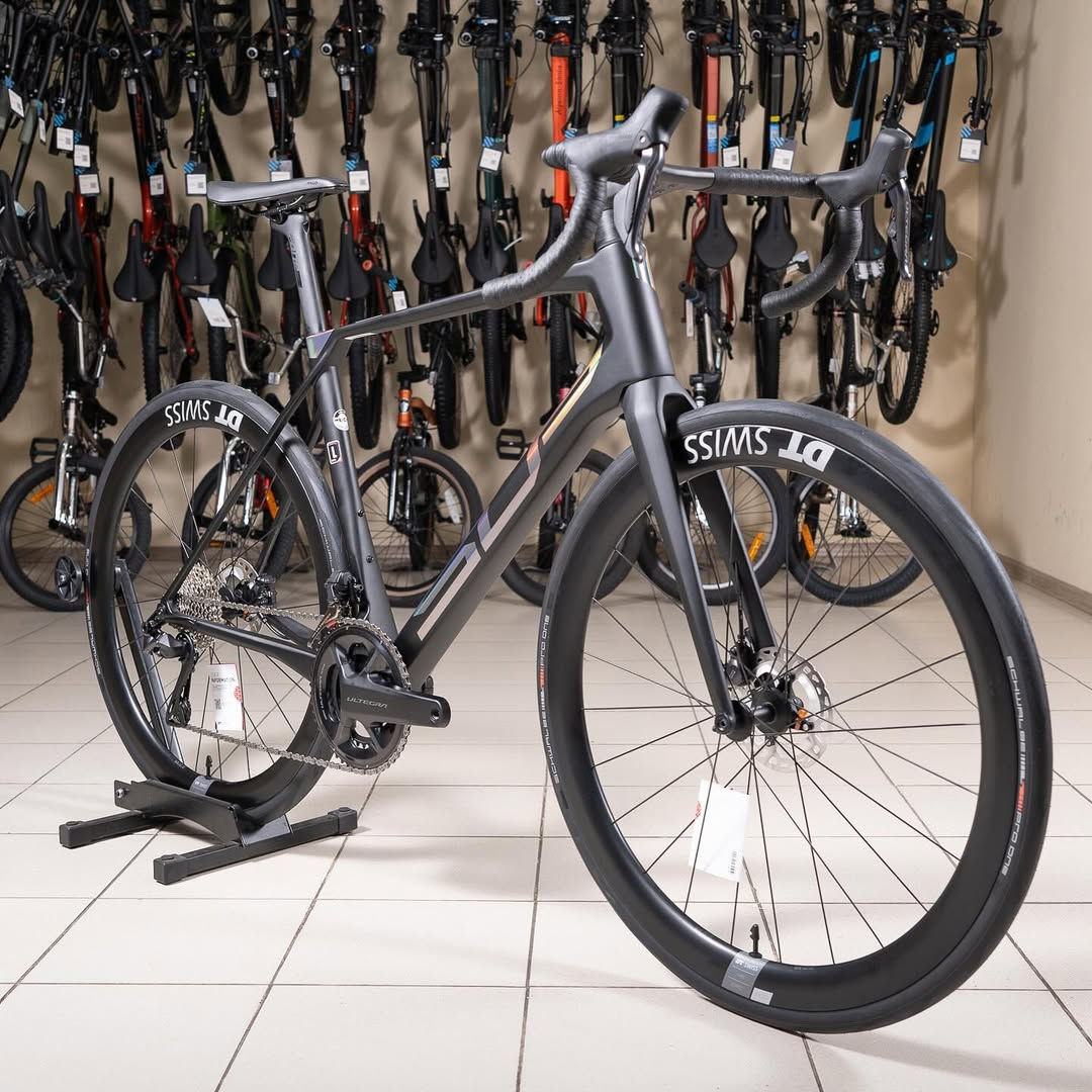 Superior – X Road Team Issue R