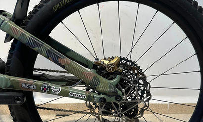 Specialized Turbo Levo Comp Alloy couleur Verte sauge/Gris froid/Noir à vendre. Specialized vue des composants