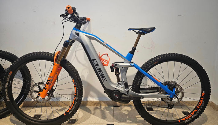 CUBE STEREO HYBRID 140 HPC ACTIONTEAM 625 29 NYON - 2021