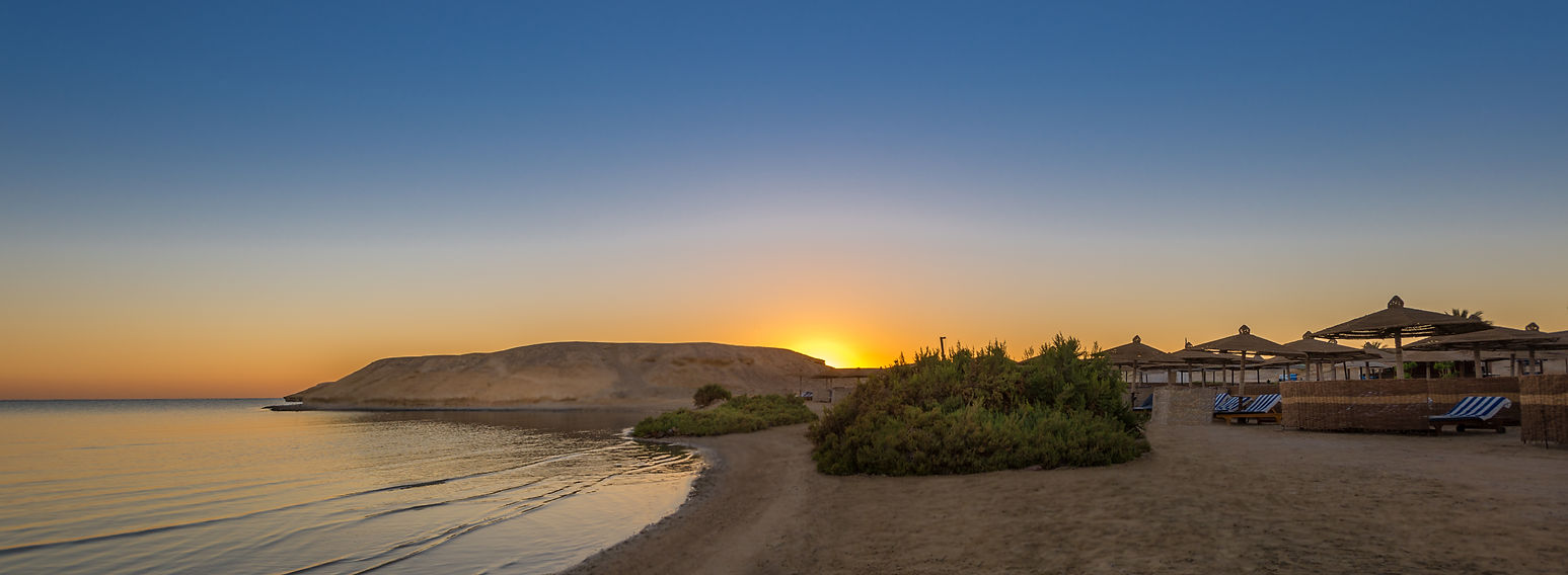 The Beach-80-Edit.jpg