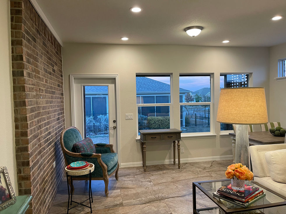 SUESMITH.SUNROOM.PIC0