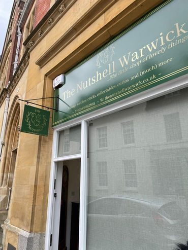 Matching warwick shop front  and Swing sign