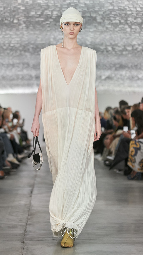 Jil Sander Spring Summer 2024 Collection. Milan, 23 September 2023 MFW Fashion Week