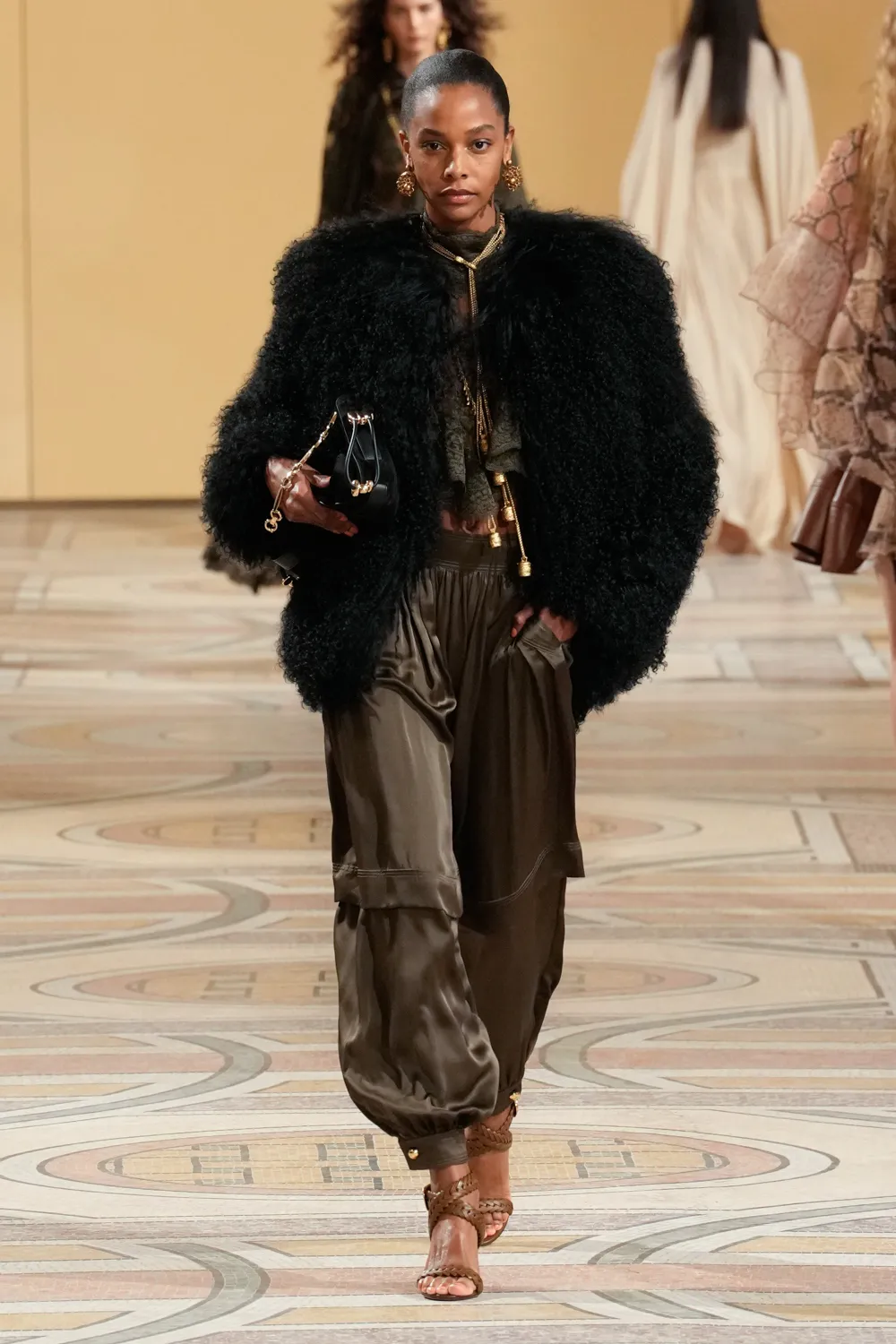 Zimmermann Autumn Winter 2025 Collection. Paris Fashion Week, March, 10th 2025 5ELEVEN Magazine