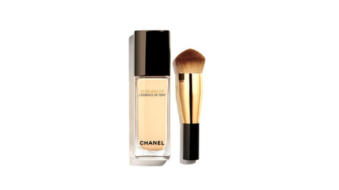 Interview with Makeup Artist Mary Greenwell for The Britannia & Éire Issue 5ELEVEN Magazine. CHANEL Beauty