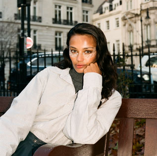 5ELEVEN Magazine Faces of Fashion with Alyson Dubey wearing CHANEL Le Lift Flash Eye Patches. Photos by Max Ragan and Styled by Alton Hetariki. Makeup by Ninni Nummela