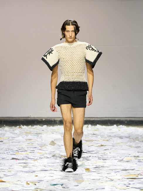 5ELEVEN Magazine LFW London Fashion Week Oscar Ouyang Spring Summer 2026 collection, London, September 19th, 2025