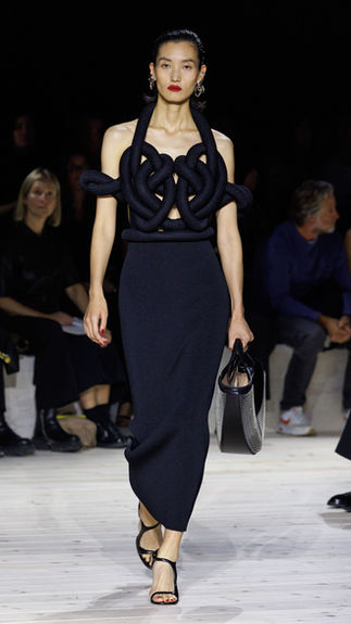 Alexander McQueen Spring Summer 2024 Collection. Paris, 30 September 2023