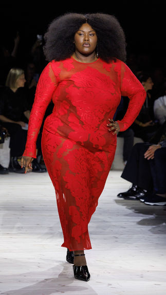 Alexander McQueen Spring Summer 2024 Collection. Paris, 30 September 2023