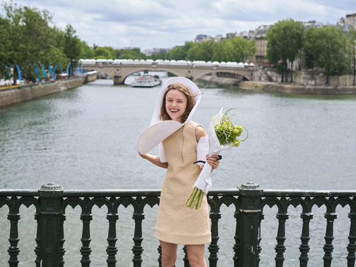 THE FLOWER MESSENGER by Keiichiro Nakajima