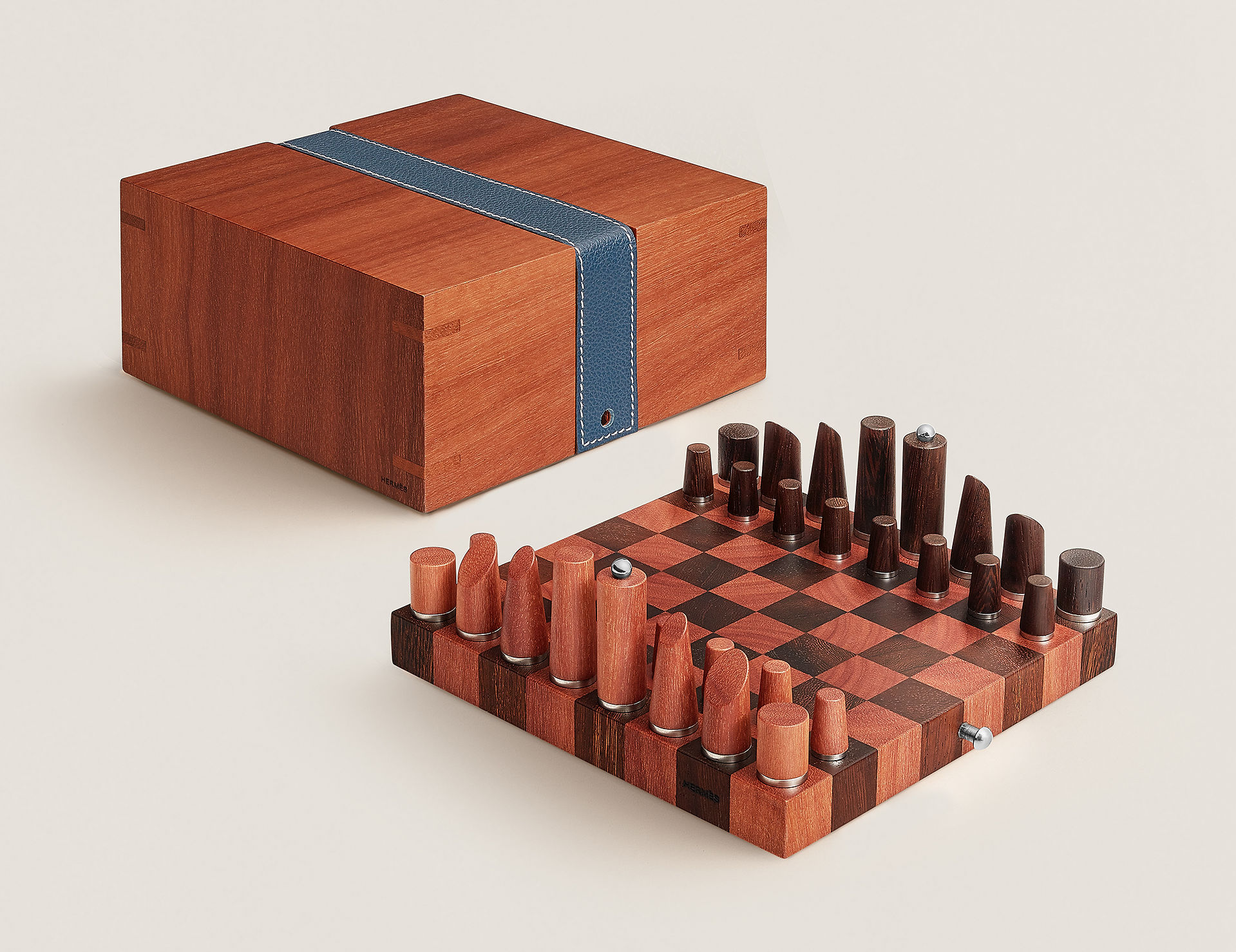 5ELEVEN Magazine LUXURY TRAVEL COMPANION: Holiday Season Gift Guide. Rimowa, CHANEL, Dior, Louis Vuitton, Celine, Hermès, Loro Piana, Strathberry, Amiri, ACNE Studio, Loewe, Johnstons of Elgin, Montblanc 