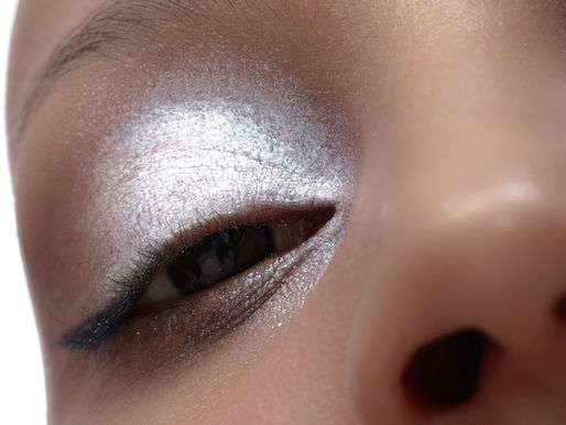 5ELEVEN Beauty Editorial Online with Gleirys Caraballo by Marta Skovro. Makeup by Virginia Vera using Victoria Beckham Beauty. MAC Cosmetics, Glossier, Danessa Myrics, Fenty Beauty and Armani