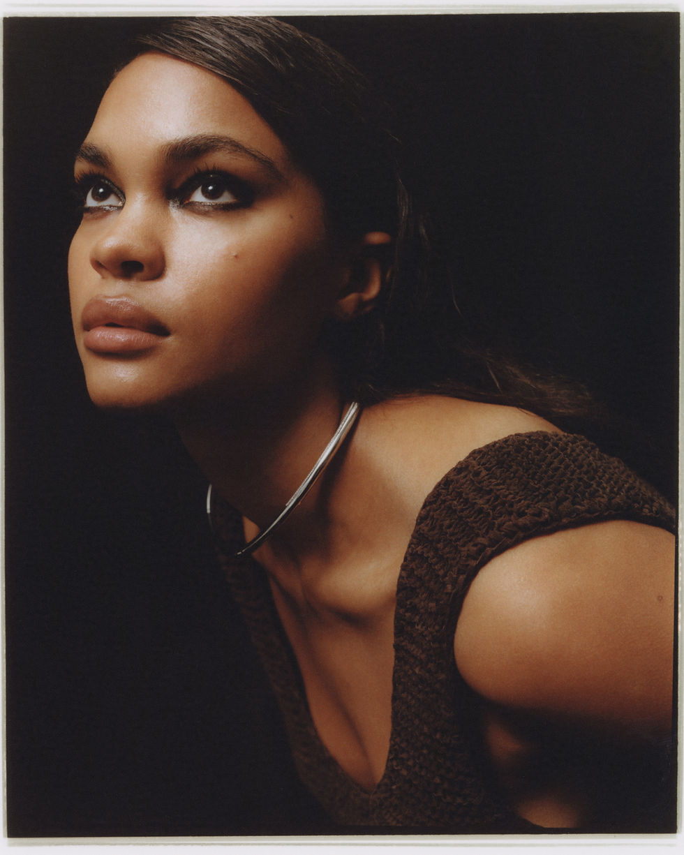 Our latest Faces of Fashion goes from Oslo to Los Angeles, Mirakela Love Njie is a Norwegian-Gambian force represented by 3rd Management. Photographed by Iver Ambrosius. Art Direction and styled by Elvira Panic. Hair and Makeup by Sophia Lundberg at Pudder Agency.