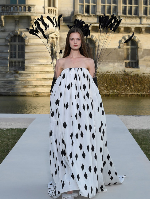 Valentino Haute Couture Fall 2023 Collection. Paris, 5 July 2023. Un Chateau