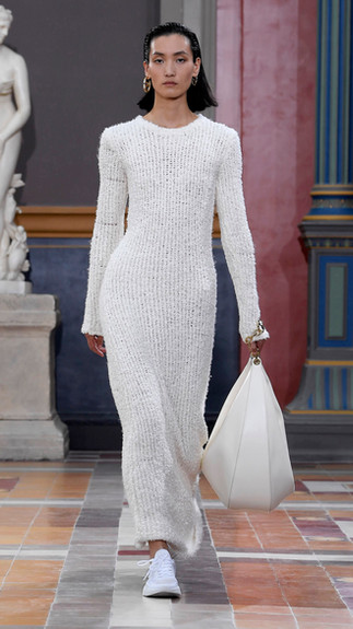 Valentino Spring Summer 2024 Collection. Paris, 01 October 2023 PFW Fashion Week